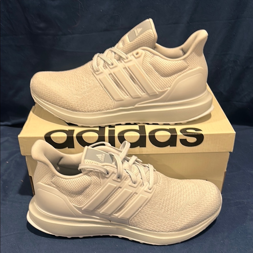 Adidas- UBOUNCE DNA, course a pied, women QS